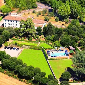 & Cortona
